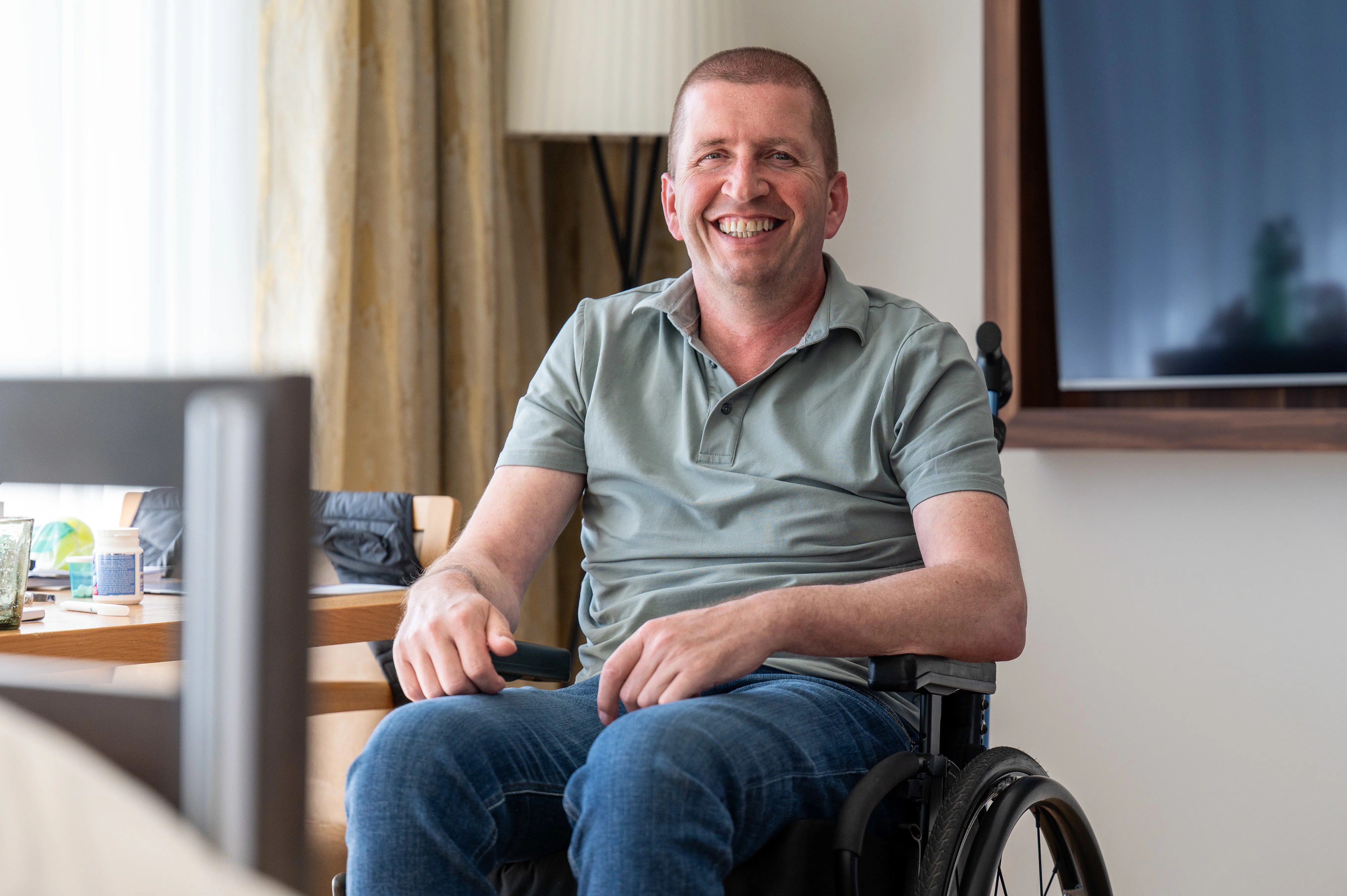 MS Patient im Rollstuhl, der in der Rehaklinik Zihlschlacht war.